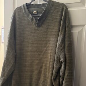 Tommy Bahama V-Neck Sweater in Olive